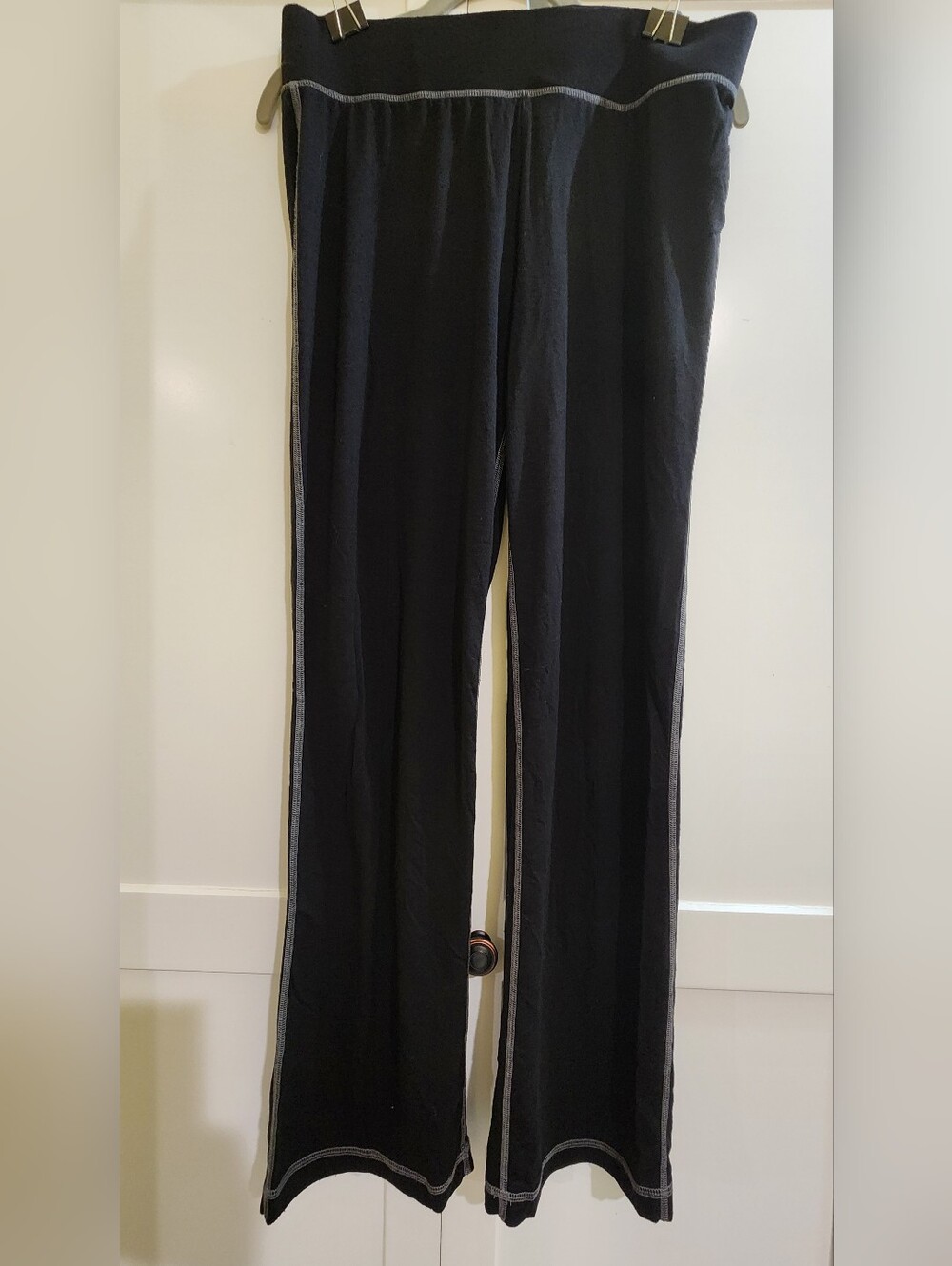 Black Wide-Leg Lounge Pants with Contrast Stitching